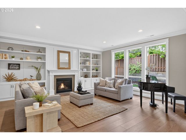 15877 Nw HECKMAN Ln, Portland, OR 97229