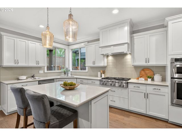 15877 Nw HECKMAN Ln, Portland, OR 97229