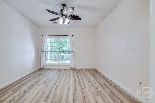 93 Falkland Avenue, Savannah, GA 31407