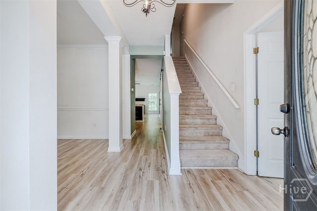 93 Falkland Avenue, Savannah, GA 31407