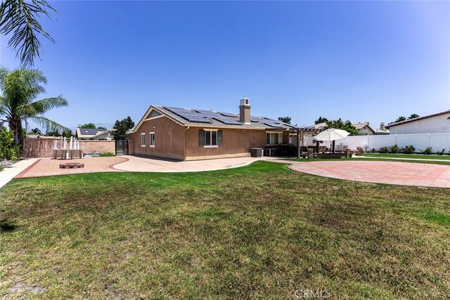 14325 Coyote Valley, Eastvale, CA 92880