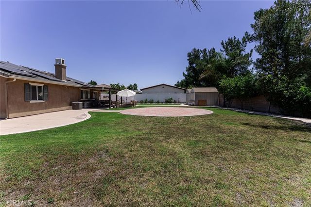 14325 Coyote Valley, Eastvale, CA 92880