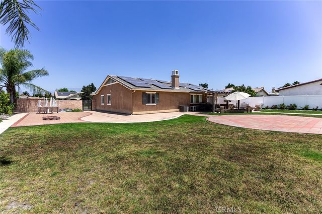 14325 Coyote Valley, Eastvale, CA 92880
