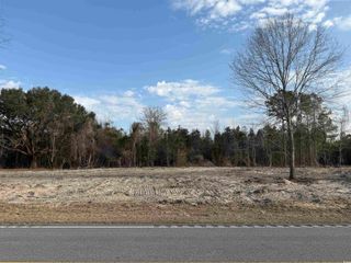 10562 W Highway 19, Loris, SC 29569