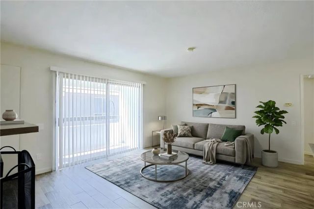 2839 S Fairview St F, Santa Ana, CA 92704