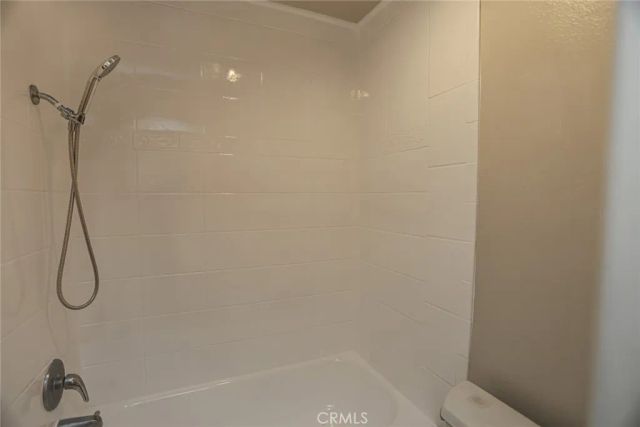 2839 S Fairview St F, Santa Ana, CA 92704