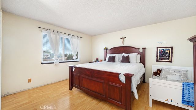 15939 Mojave, Hesperia, CA 92345