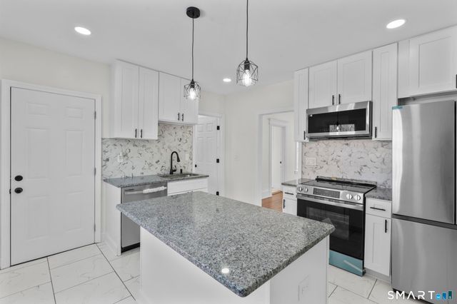 220 Deerfield Road, Windsor, CT 06095