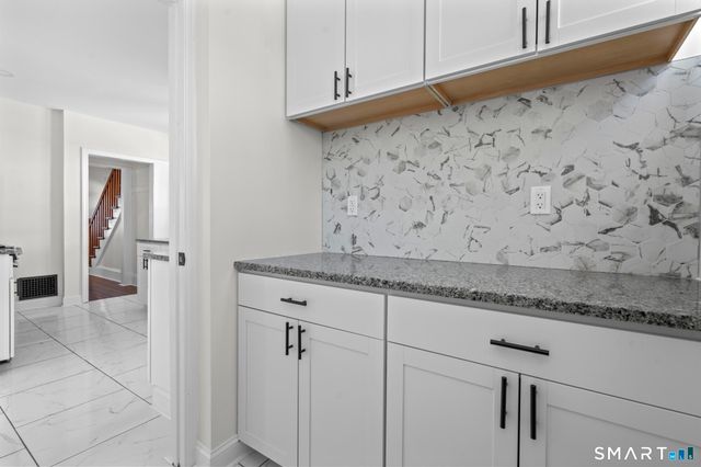 220 Deerfield Road, Windsor, CT 06095