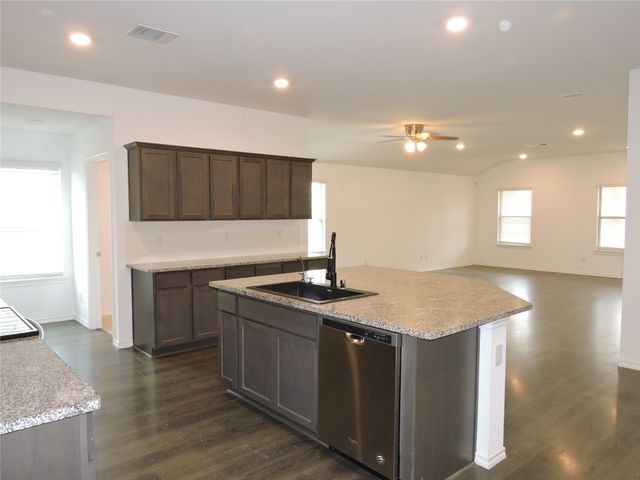 1307 Community Way, Royse City, TX 75189