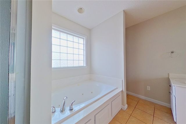 2395 N Clough Bay Road, Waycross, GA 31503