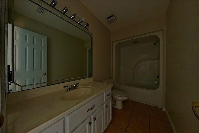 2395 N Clough Bay Road, Waycross, GA 31503