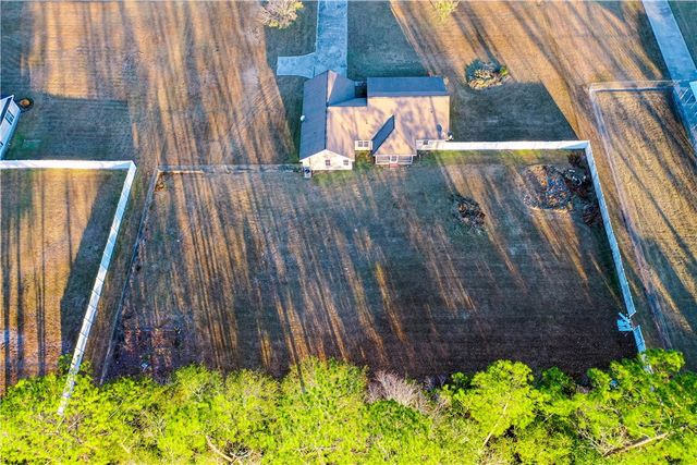 2395 N Clough Bay Road, Waycross, GA 31503