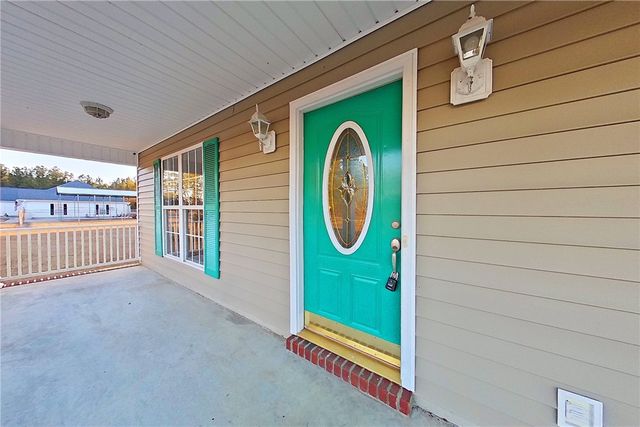 2395 N Clough Bay Road, Waycross, GA 31503