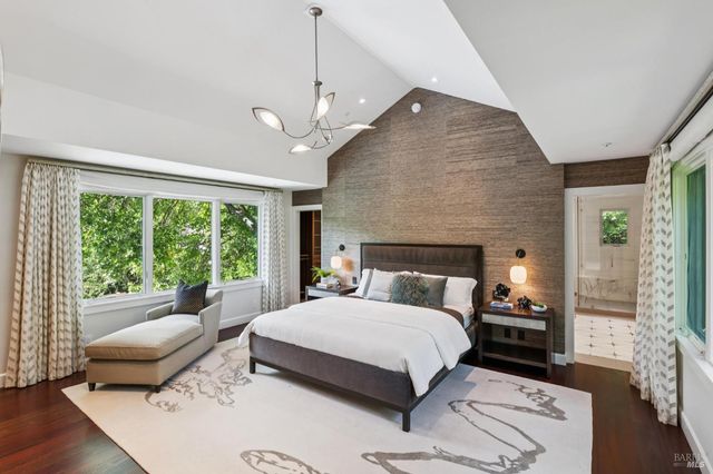 230 Summit Ave, San Rafael, CA 94901