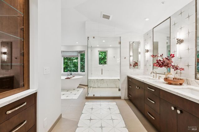 230 Summit Ave, San Rafael, CA 94901