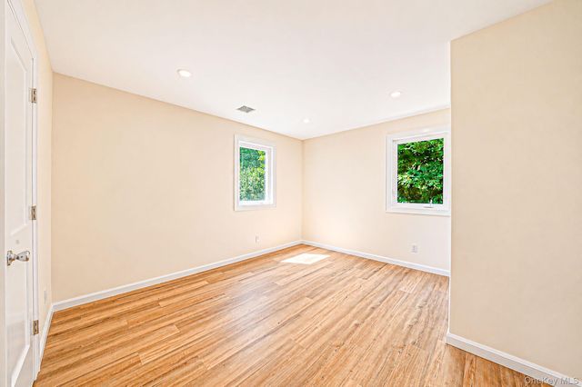 13 Graham Place, Nesconset, NY 11767