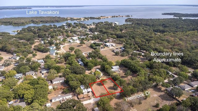 1016 Hemlock Drive, West Tawakoni, TX 75474