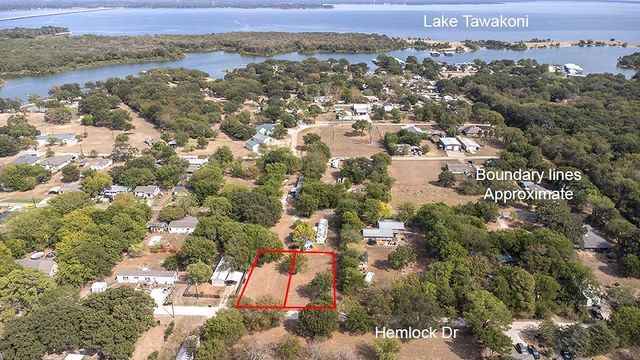 1016 Hemlock Drive, West Tawakoni, TX 75474