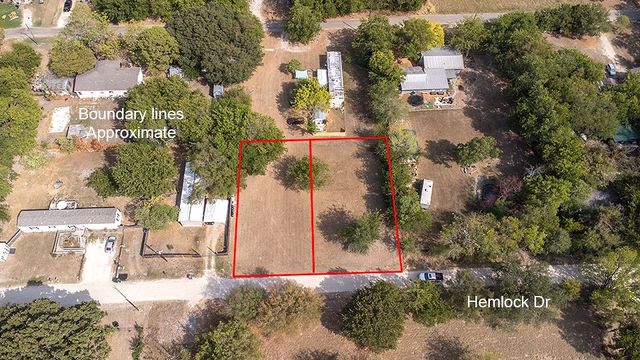 1016 Hemlock Drive, West Tawakoni, TX 75474