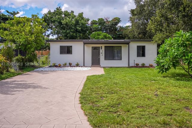 6336 Garfield St, Hollywood, FL 33024