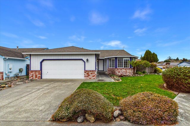 1373 Longspur Court, Mckinleyville, CA 95519