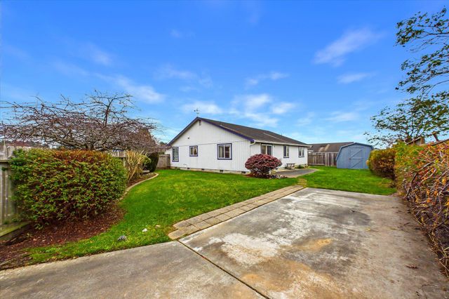 1373 Longspur Court, Mckinleyville, CA 95519