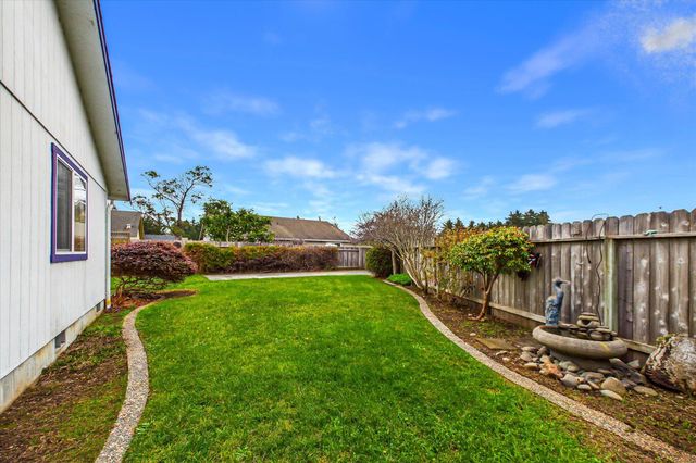 1373 Longspur Court, Mckinleyville, CA 95519