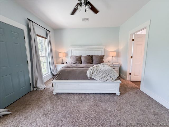 17773 W Stone Chapel Road, Tahlequah, OK 74464