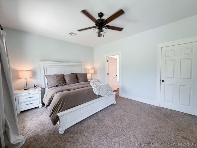 17773 W Stone Chapel Road, Tahlequah, OK 74464