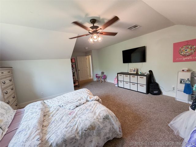 17773 W Stone Chapel Road, Tahlequah, OK 74464