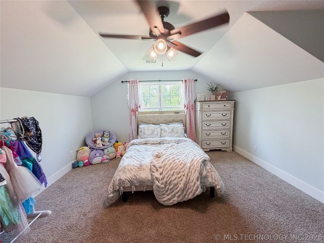 17773 W Stone Chapel Road, Tahlequah, OK 74464