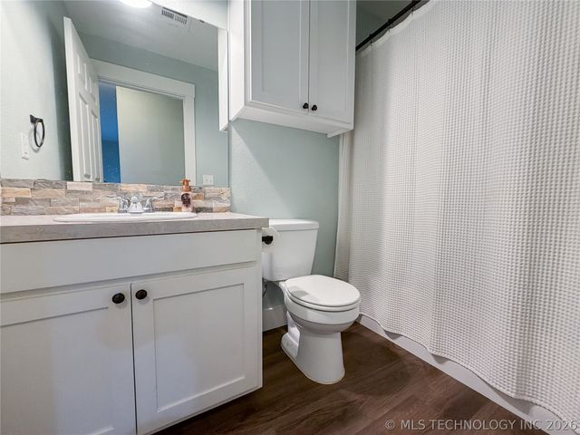 17773 W Stone Chapel Road, Tahlequah, OK 74464