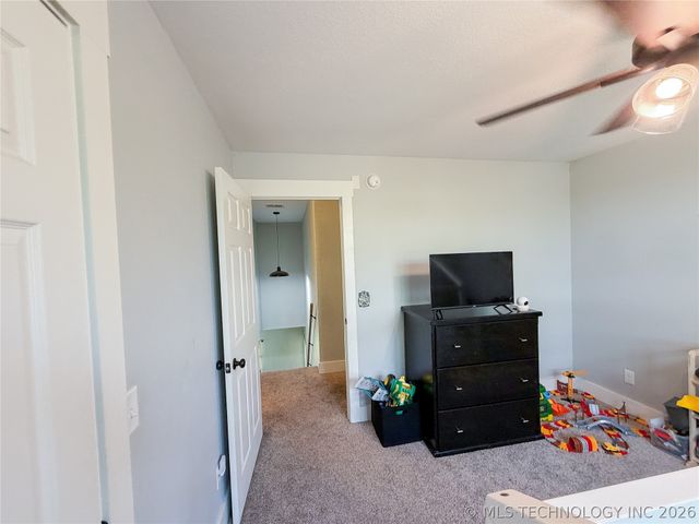 17773 W Stone Chapel Road, Tahlequah, OK 74464