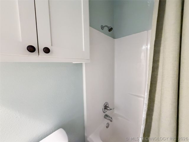 17773 W Stone Chapel Road, Tahlequah, OK 74464