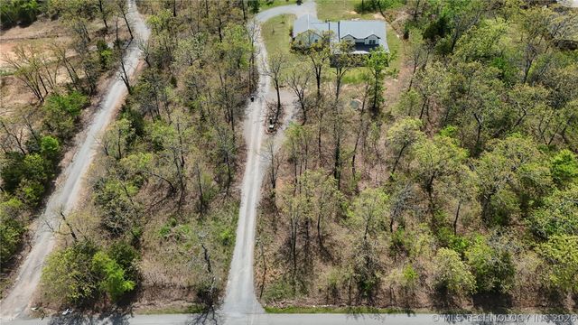 17773 W Stone Chapel Road, Tahlequah, OK 74464