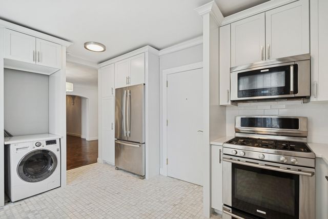 1640 E 50th Street 13B, Chicago, IL 60615