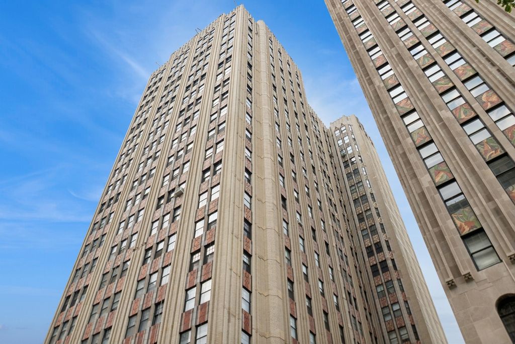 1640 E 50th Street 13B, Chicago, IL 60615