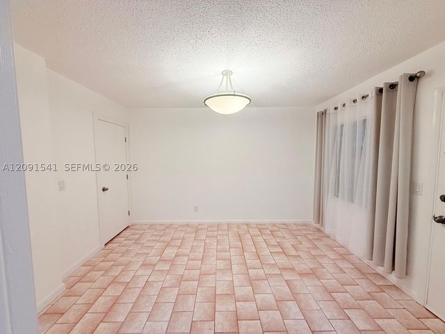 1100 Atlantic Shores Blvd 309, Hallandale Beach, FL 33009
