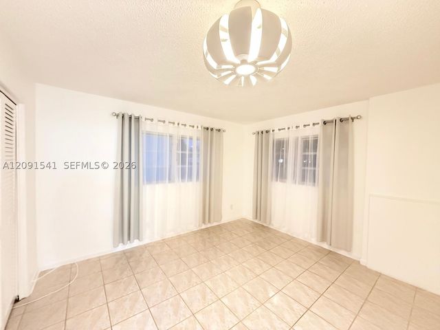 1100 Atlantic Shores Blvd 309, Hallandale Beach, FL 33009