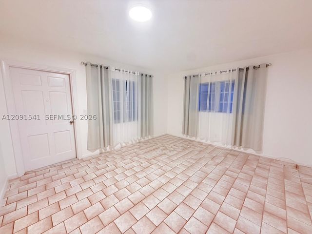 1100 Atlantic Shores Blvd 309, Hallandale Beach, FL 33009