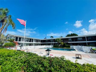 1100 Atlantic Shores Blvd 309, Hallandale Beach, FL 33009