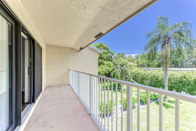 660 Coventry Street 6, Boca Raton, FL 33487