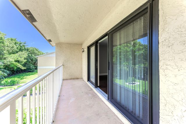 660 Coventry Street 6, Boca Raton, FL 33487