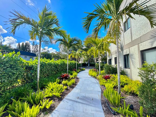 660 Coventry Street 6, Boca Raton, FL 33487
