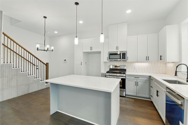 9902 Clark Road I, Houston, TX 77076