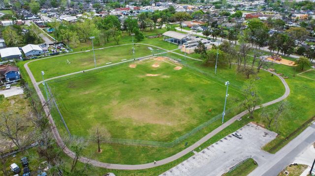 9902 Clark Road I, Houston, TX 77076