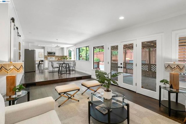 1144 Harvest Rd, Pleasanton, CA 94566