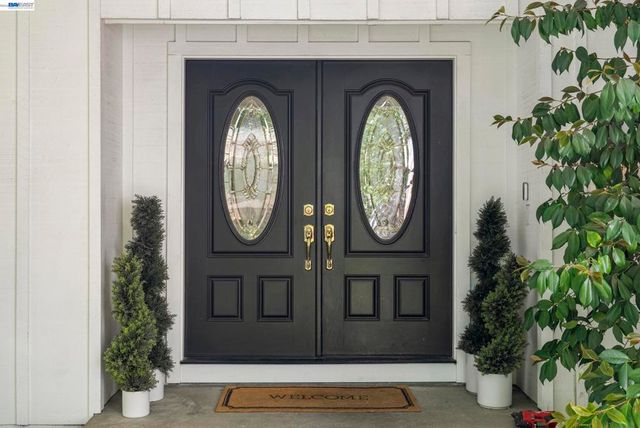 1144 Harvest Rd, Pleasanton, CA 94566