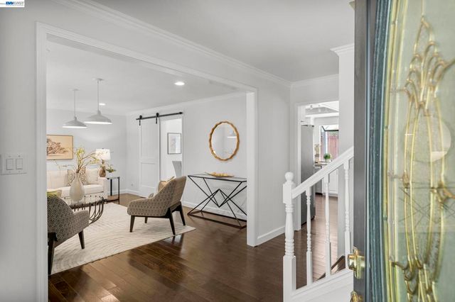 1144 Harvest Rd, Pleasanton, CA 94566